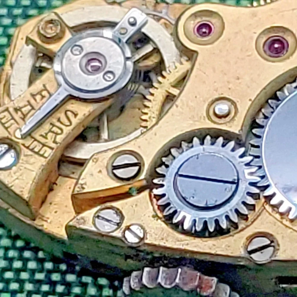 Vintage Elgin 15 Jewels Mechanical Wrist Watch‎ Movement Faces Mechanisms Misc